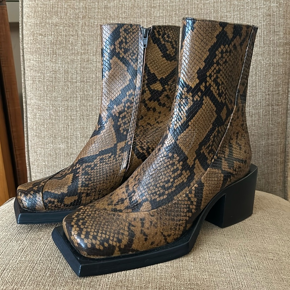 Sunni Sunni Reece Leather Boots.